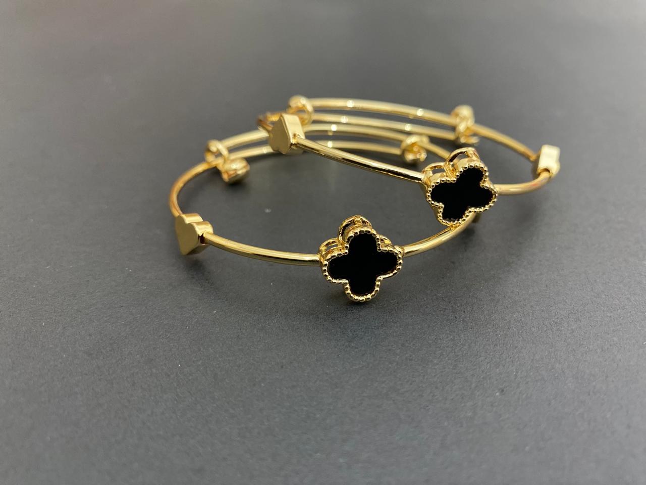 Clover Bangles (Pair)