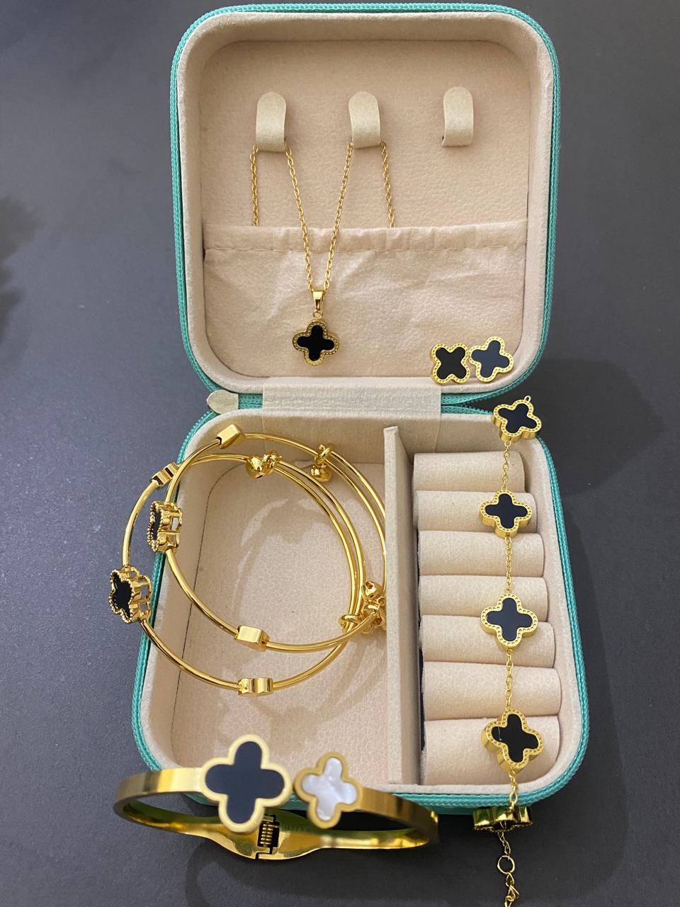 Stainless Steel Clover Deal ( Necklace+Bracelet+Earrings+Handcuffs+Bangle)